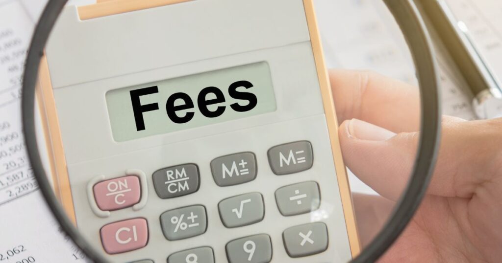 Course Fees & Living Expenses in USA