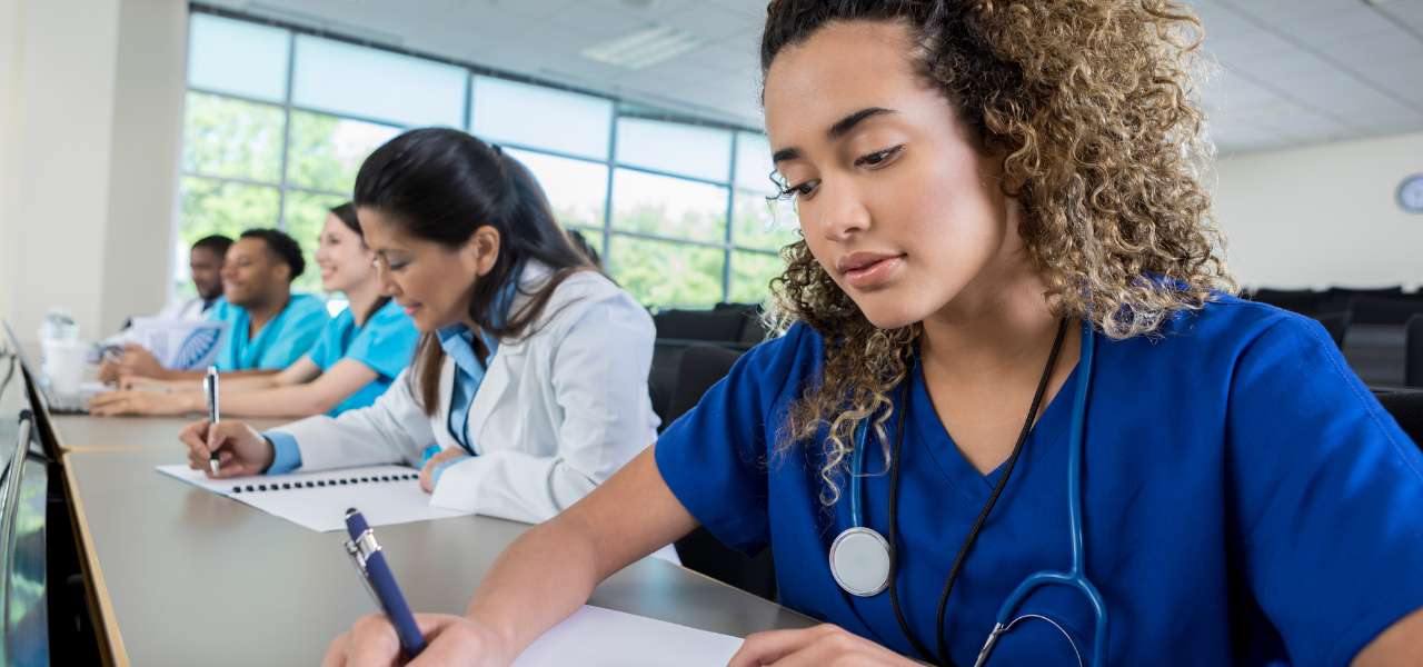 Entry Requirements You Need to Get Into a Nursing Master's in the UK