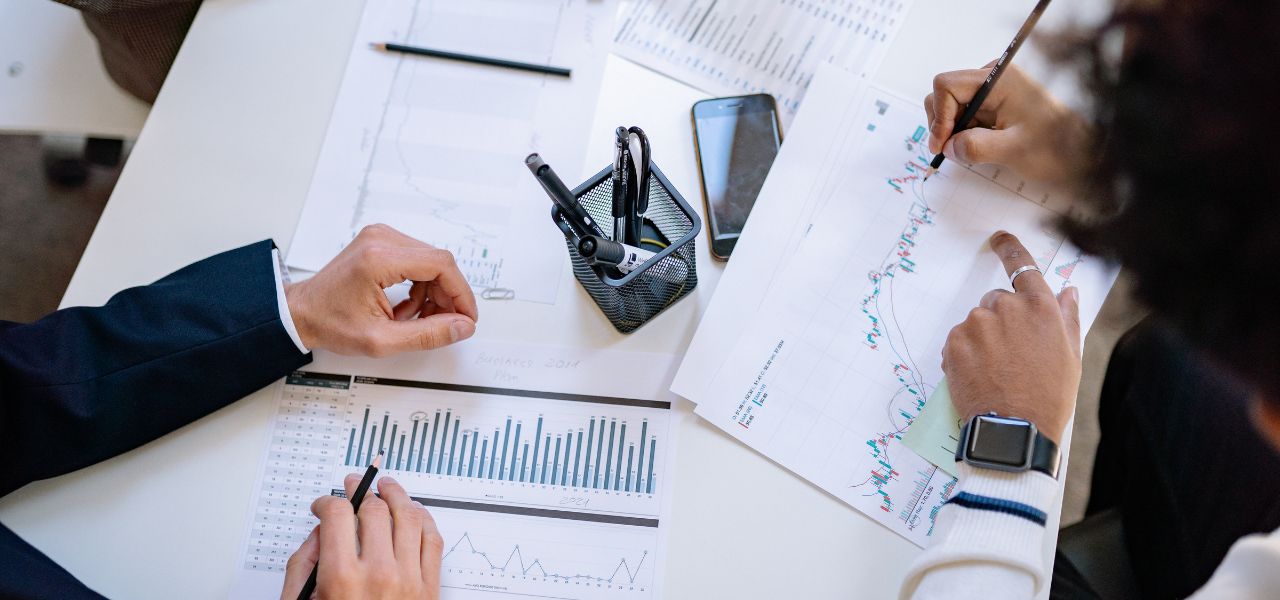 On-Campus vs. Online MSc in Project Management - Which Should You Pick